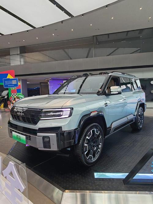 佛山95比亚迪方程豹硬派越野的爆款，英菲尼迪35周年与你共成长